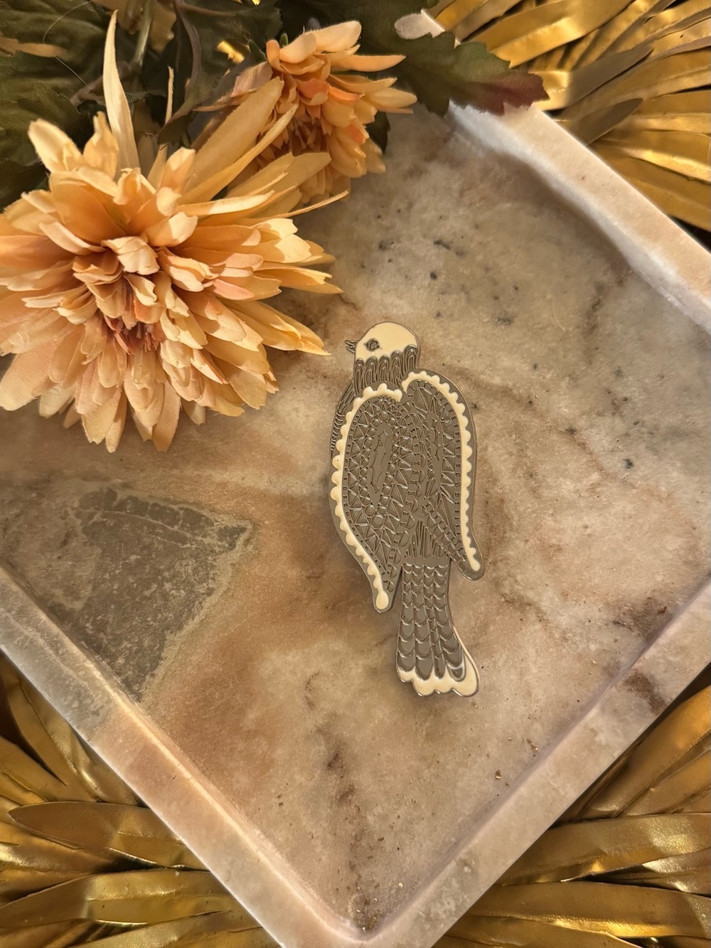 Vintage Neiman Marcus Dove Bird Silver Tone White Enamel Scarf Clip Brooch